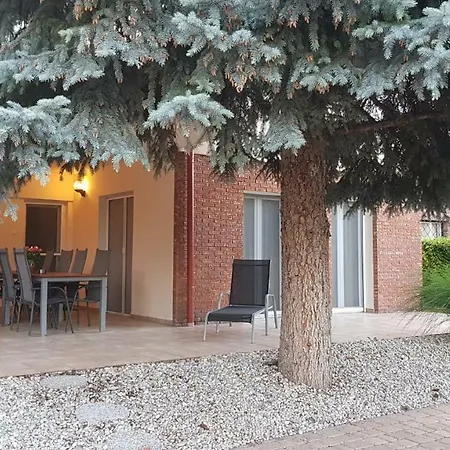 Mimi Balatonalmádi